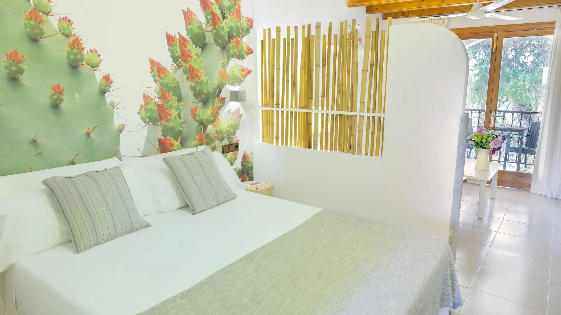 **** Appart hôtel Es Baulo Petit Hotel Can Picafort  Espagne