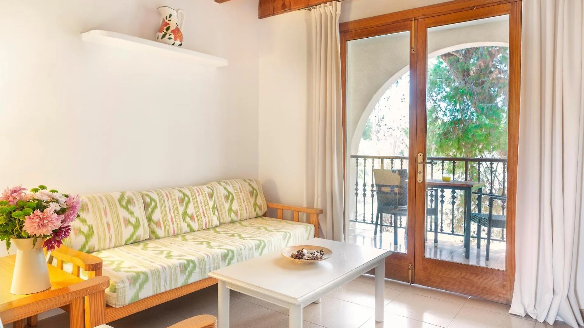 Aparthotel Es Baulo Petit Hotel Can Picafort